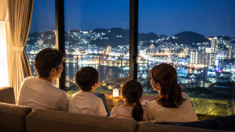 長崎 夜景を楽しむ家族旅行 イメージ